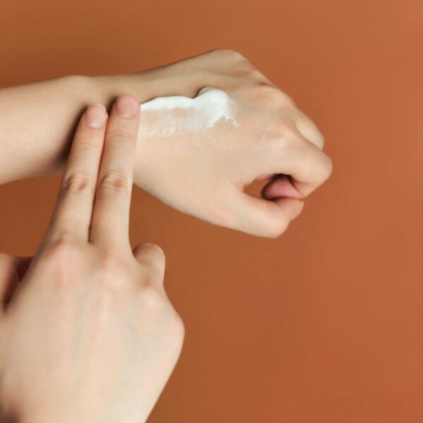 SKIN1004 <br> HIDRATANTE  <br>MADAGASCAR CENTELLA <br> PROBIO-CICA <br> ENRICH CREAM - Imagen 3