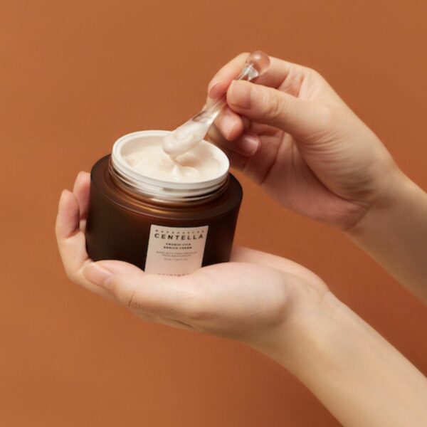 SKIN1004 <br> HIDRATANTE  <br>MADAGASCAR CENTELLA <br> PROBIO-CICA <br> ENRICH CREAM - Imagen 2