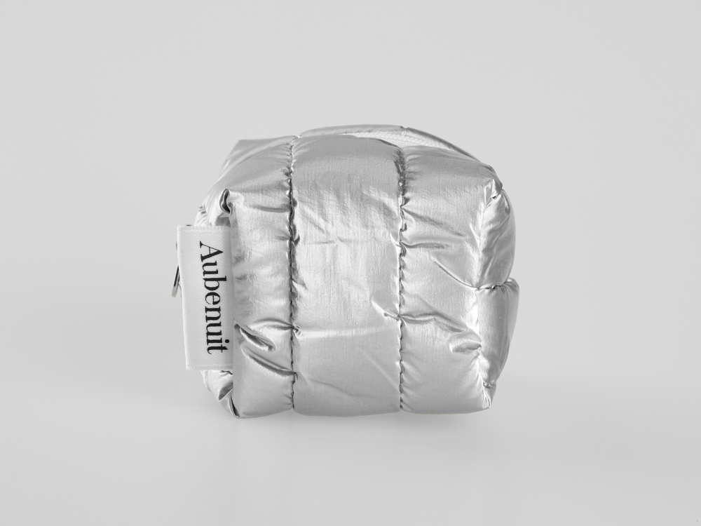 AUBENUIT <br> MINI NECESER <br> METALIC PADDED <br> CUBE PUCH SILVER - Imagen 2