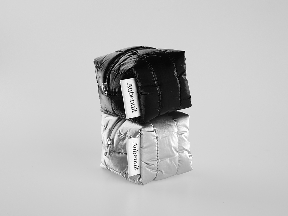 AUBENUIT <br> MINI NECESER <br> METALIC PADDED <br> CUBE PUCH SILVER - Imagen 8